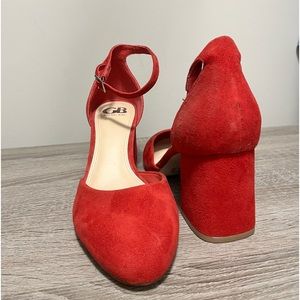 Red Gianni Bini heels, never used size 9